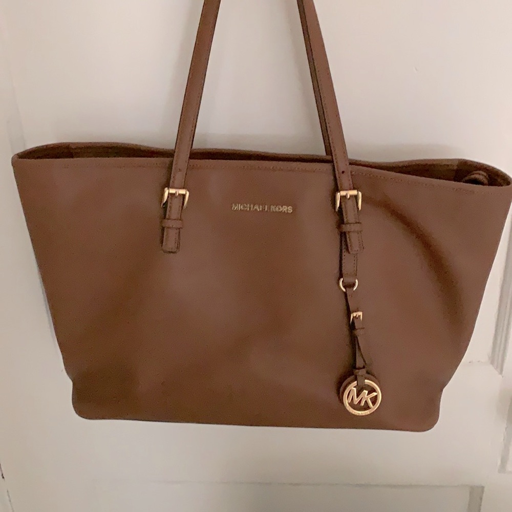 Michael Kors Jet Set Travel Tote in Brown